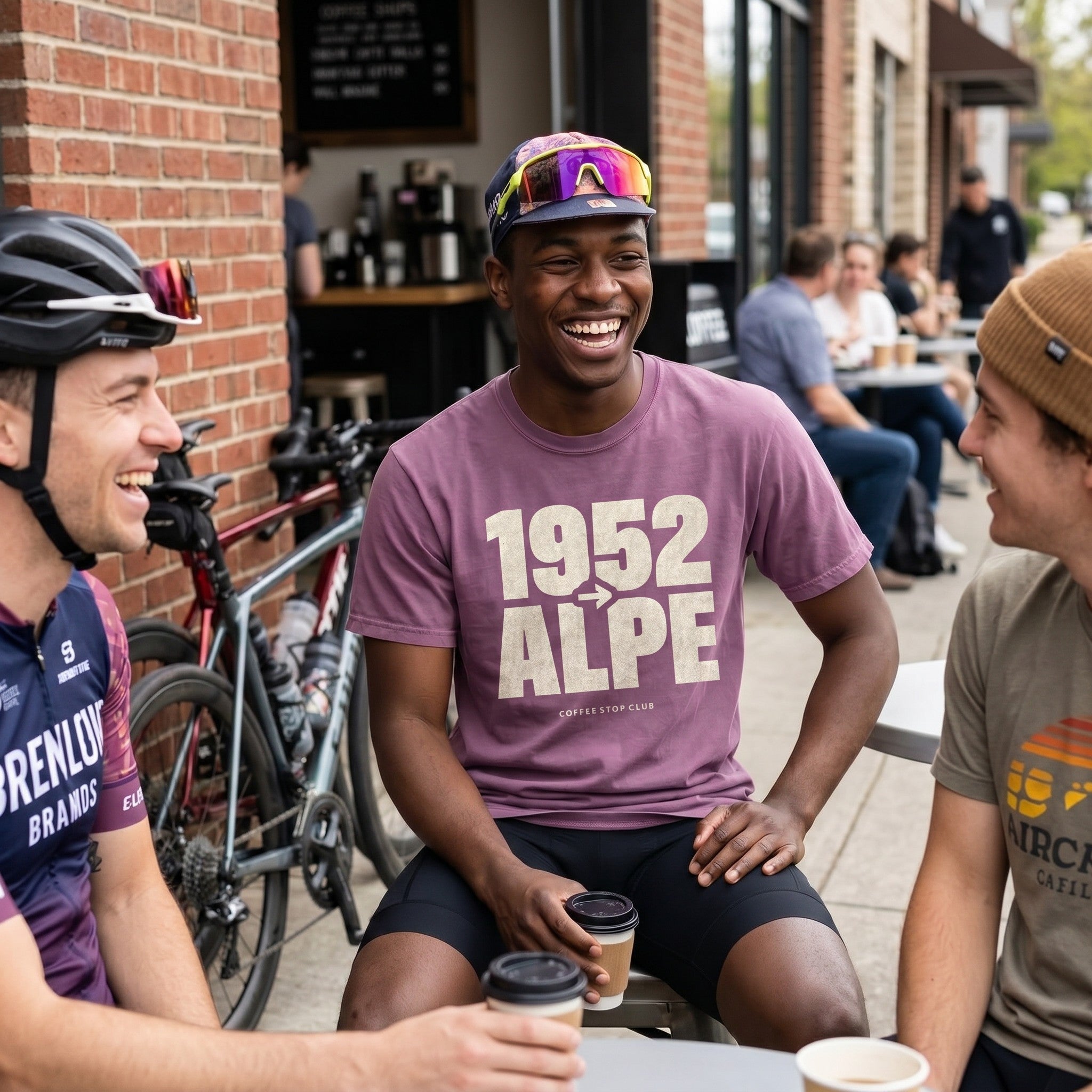 1952 --> l'Alpe Tour T‑Shirt — Berry lifestyle