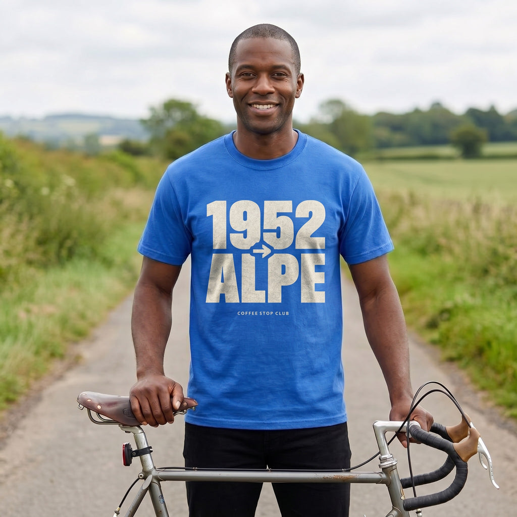 1952 --> l'Alpe Tour T‑Shirt — Mystic Blue lifestyle