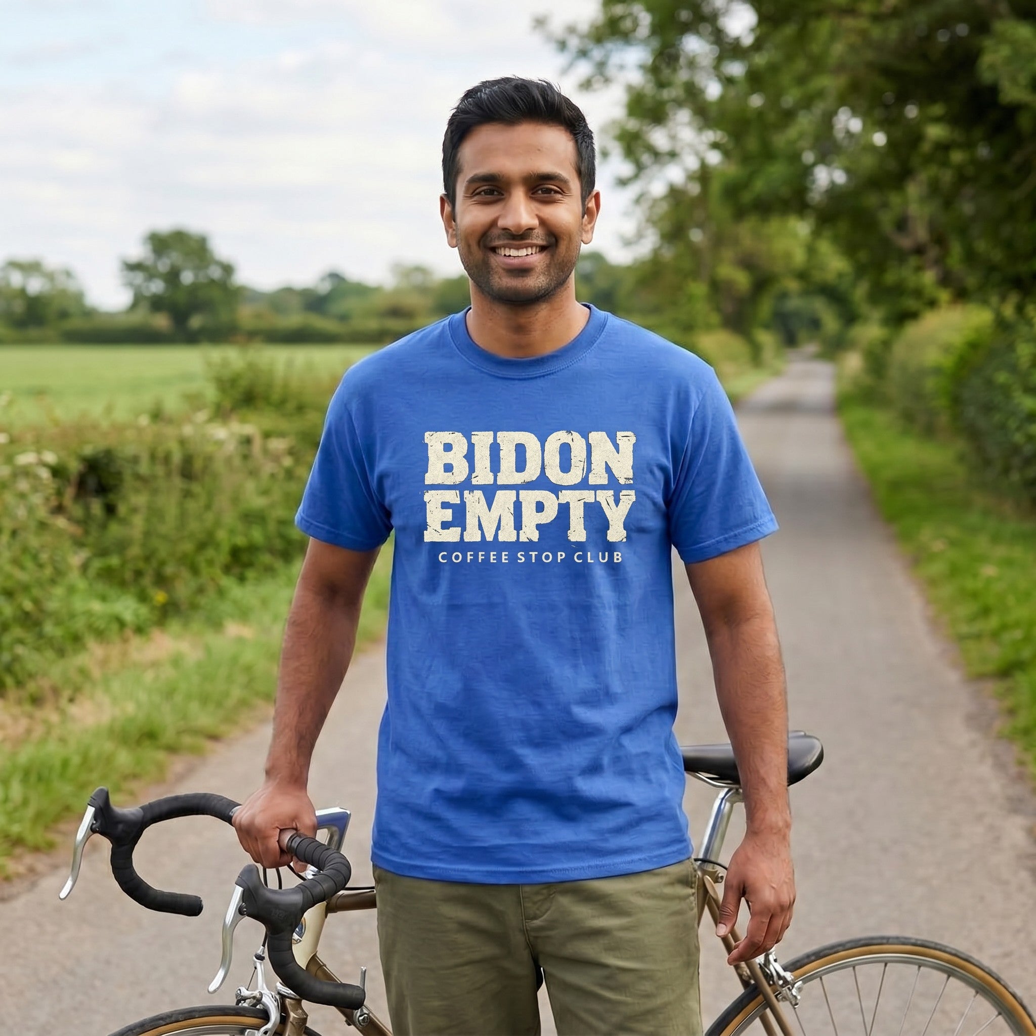 Bidon Empty Tour T‑Shirt — Mystic Blue lifestyle