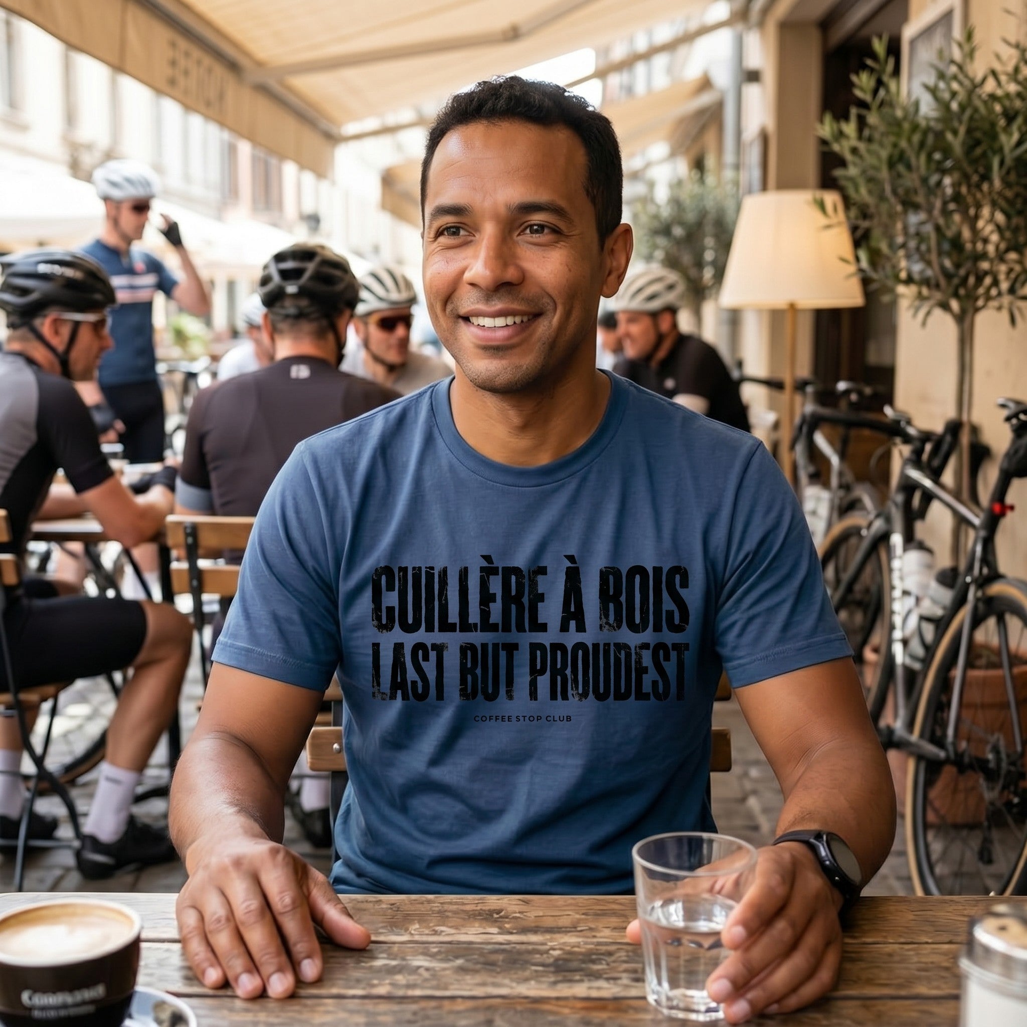 Cuillère a Bois Rub Tour T‑Shirt — Navy lifestyle