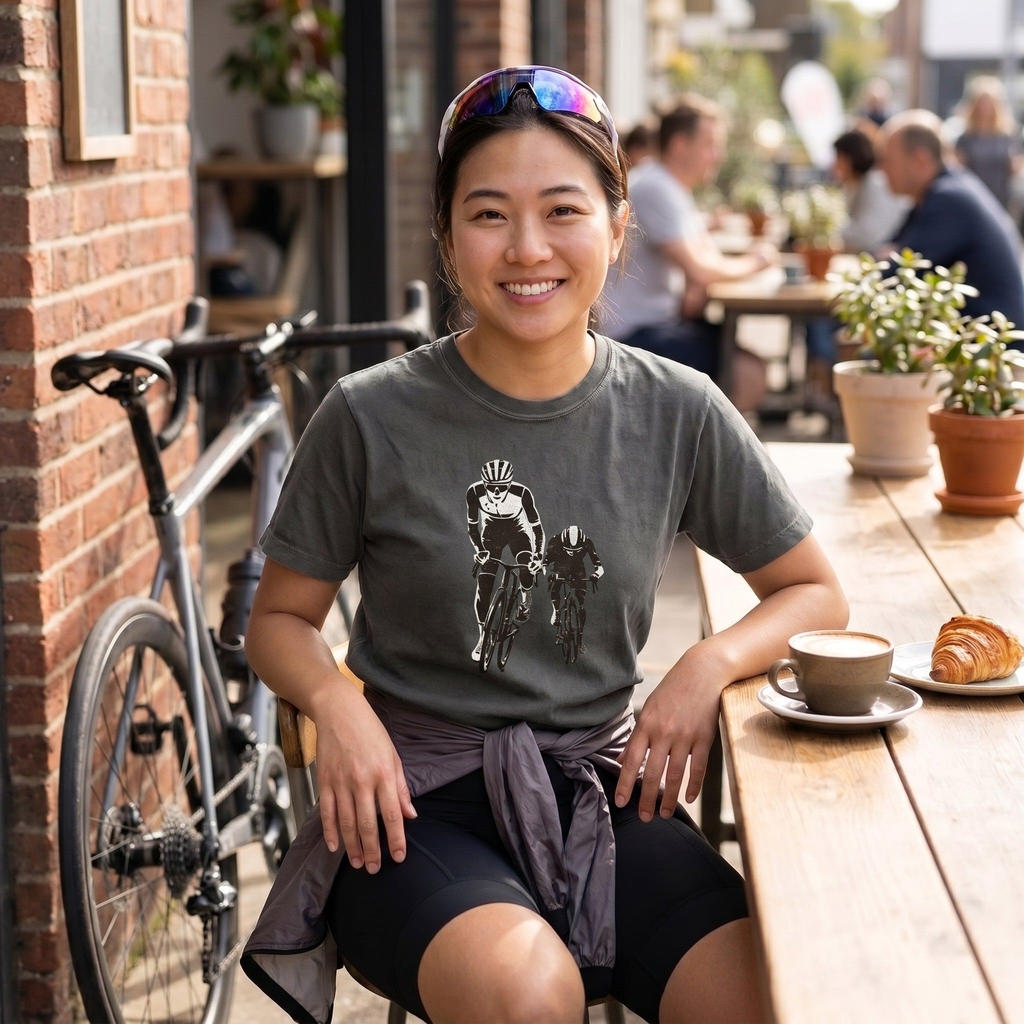 Flat Out 4 Flat White T-Shirt — Pepper lifestyle