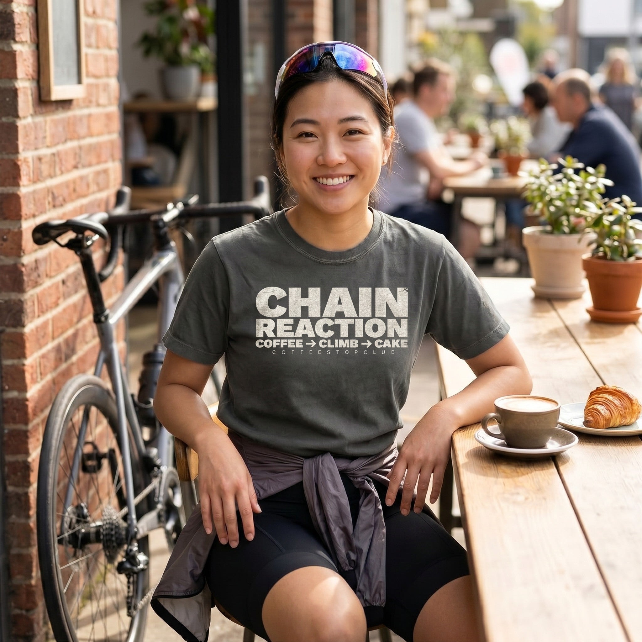 Chain Reaction T‑Shirt — Pepper lifestyle