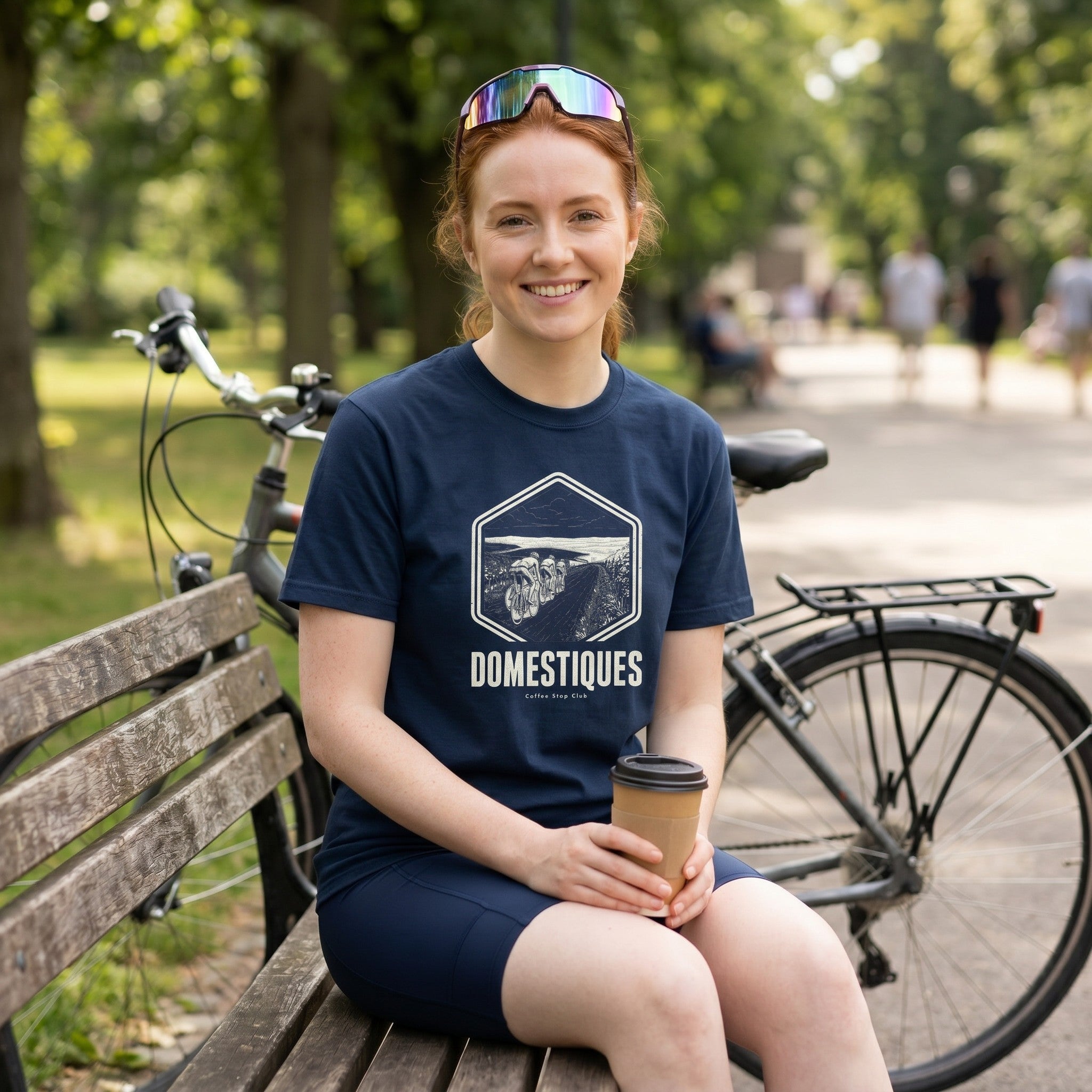 Domestiques Vintage Society T-Shirt — True Navy lifestyle