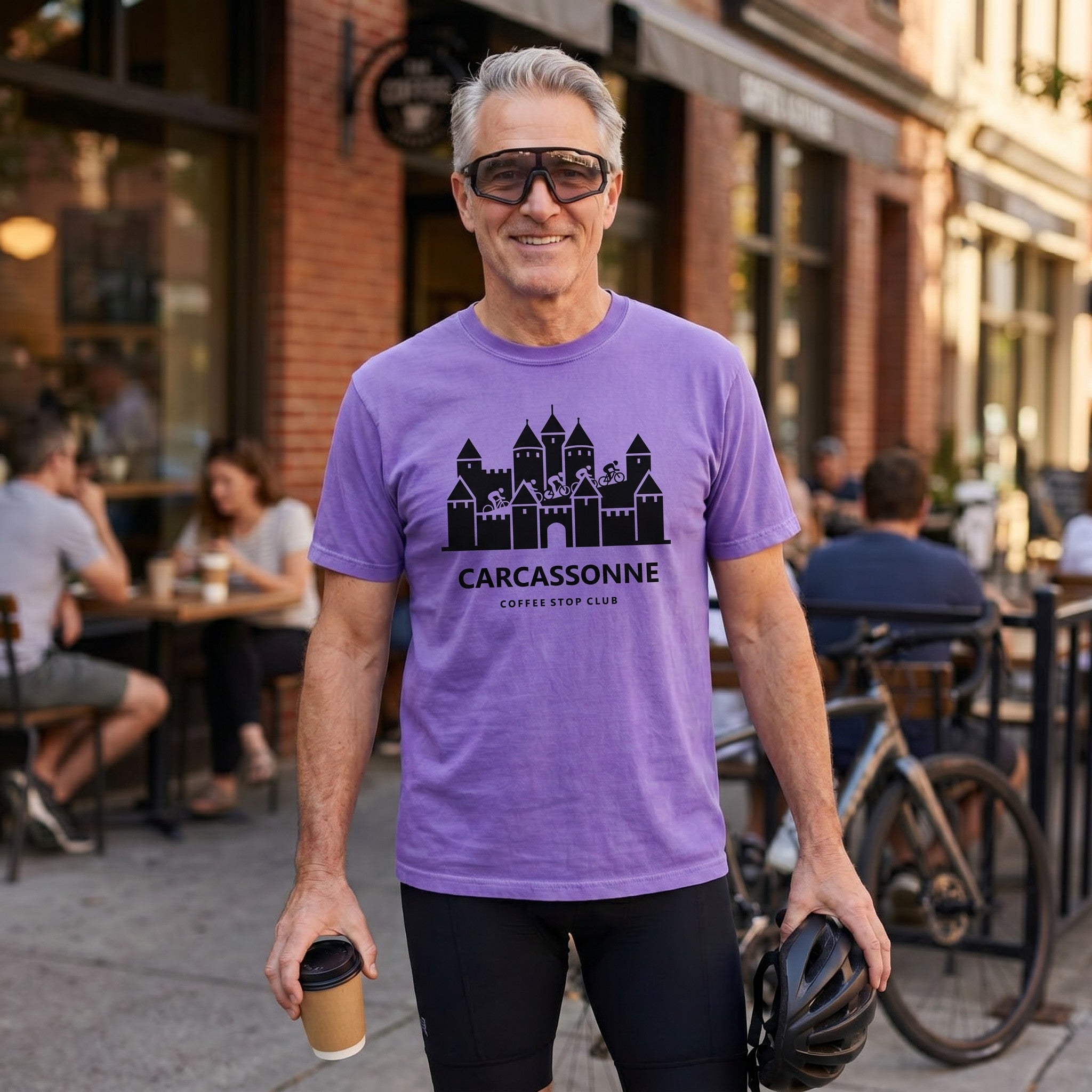 Carcassonne Tour T-Shirt — Violet lifestyle